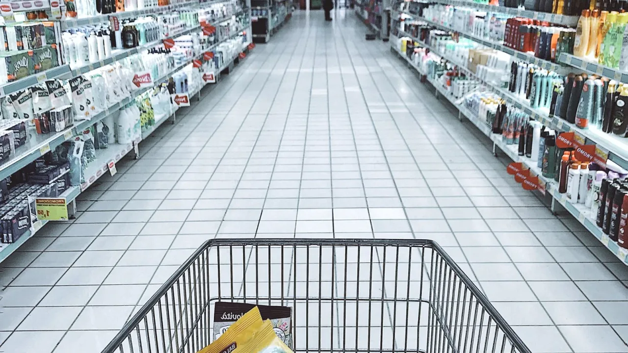 Market dondurucu reyonu